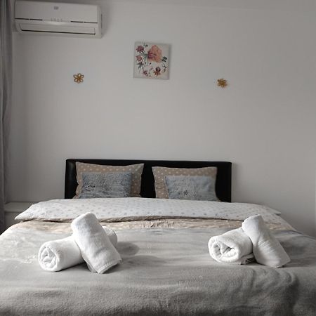 Farmec Apartament Cluj-Napoca Ngoại thất bức ảnh